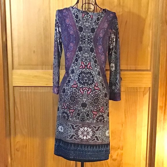 Abbeline ~ Long Sleeve Scoop Neck Print Midi Dress - Picture 2 of 2